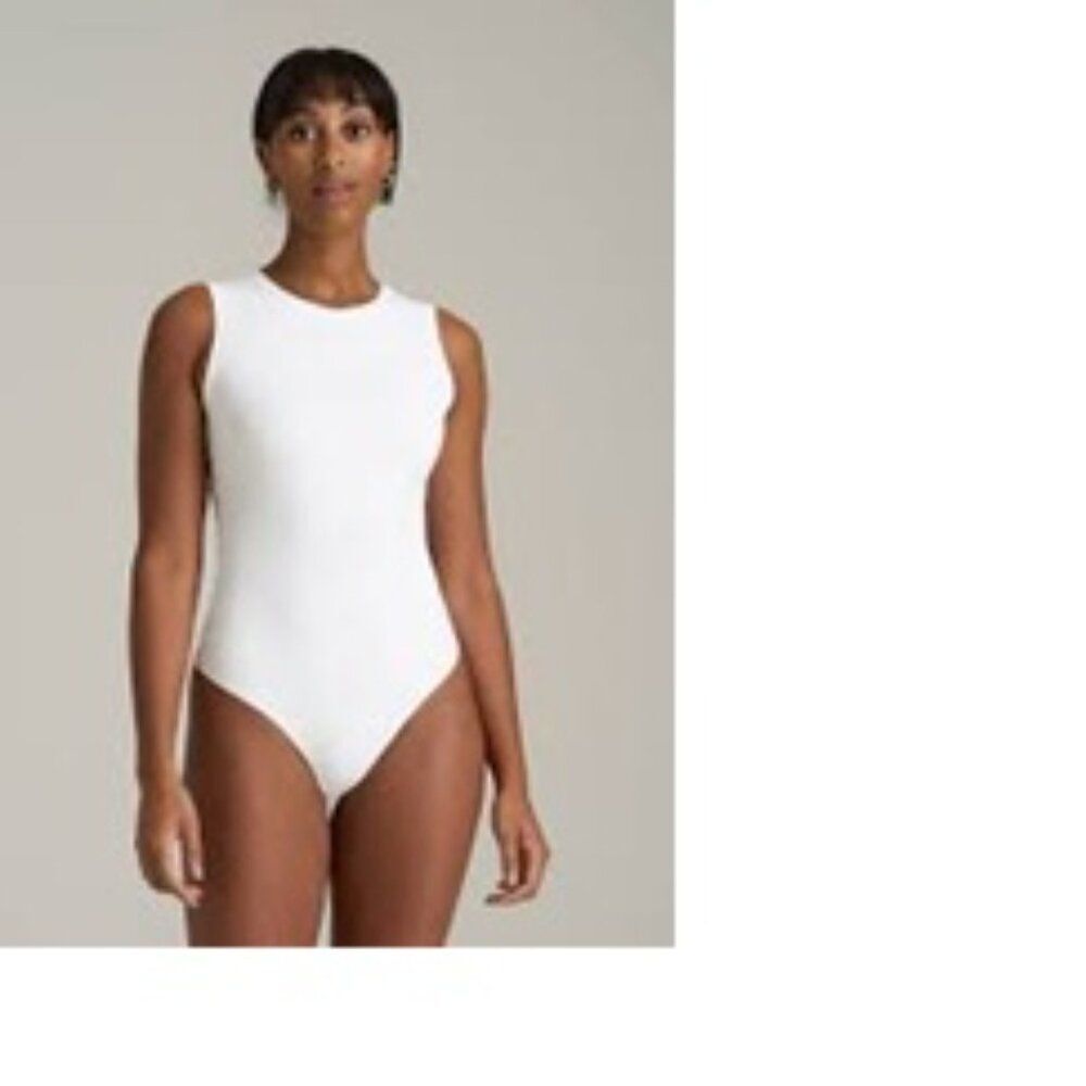 Boohoo White Sleeveless Bodysuit – Size 10 – Essential Basic